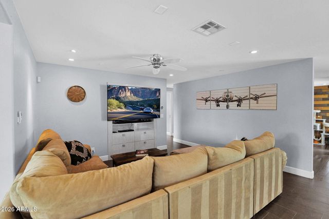 2502 E NORTH Lane, Phoenix, AZ 85028