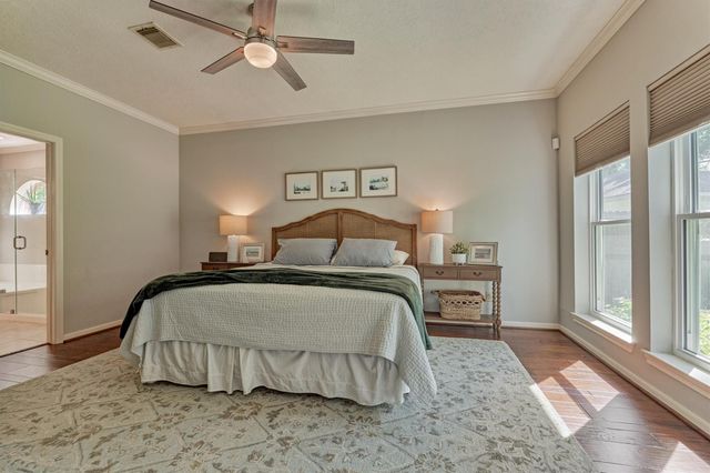 14 Feather Branch Court, The Woodlands, TX 77381