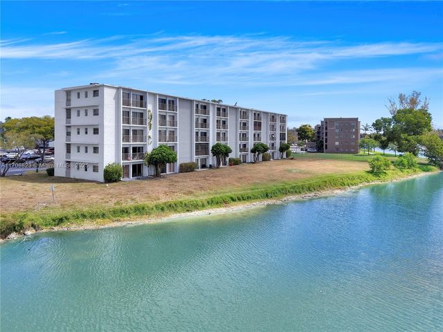 8550 N Sherman Cir 105, Miramar, FL 33025