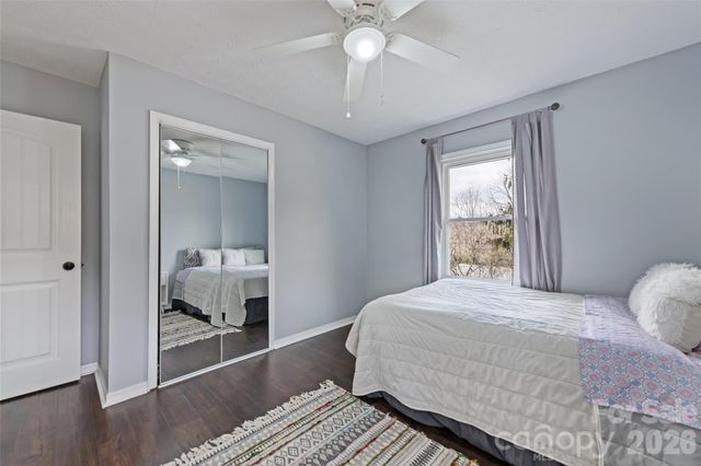 144 Pinehaven Drive, Clyde, NC 28721