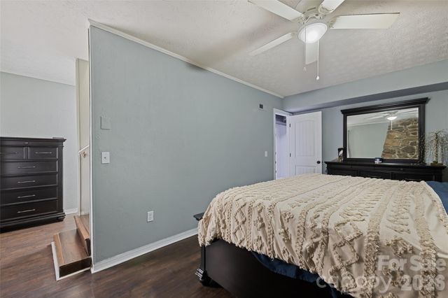 144 Pinehaven Drive, Clyde, NC 28721