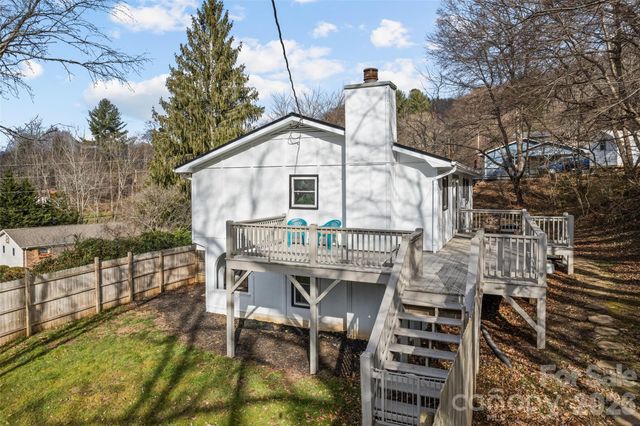 144 Pinehaven Drive, Clyde, NC 28721