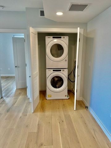 71 Bow St 302, Somerville, MA 02143