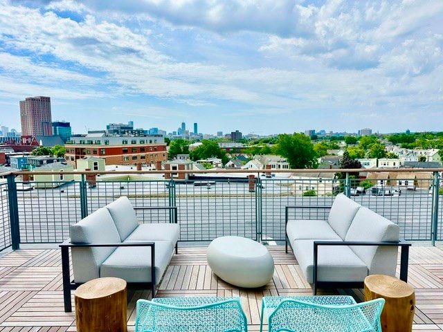 71 Bow St 302, Somerville, MA 02143