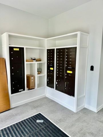 71 Bow St 302, Somerville, MA 02143