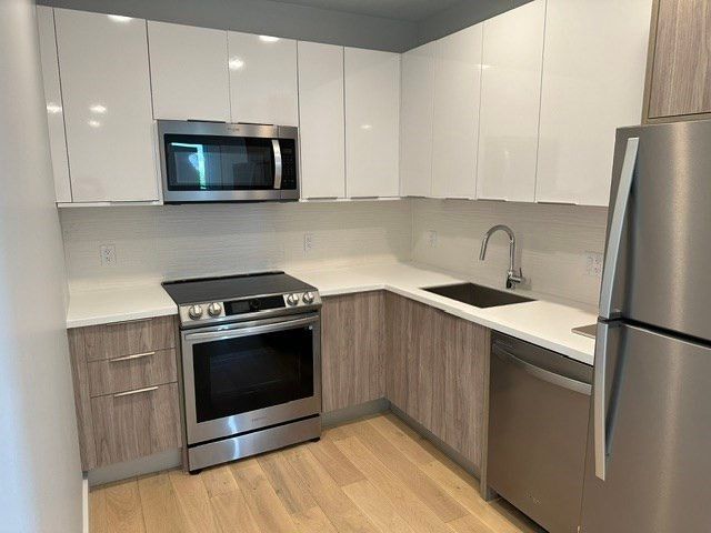 71 Bow St 302, Somerville, MA 02143