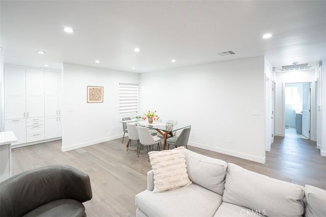 2848 N Frederic, Burbank, CA 91504