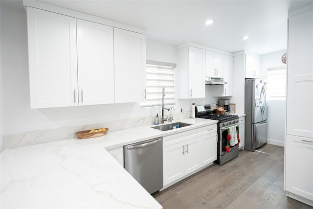 2848 N Frederic, Burbank, CA 91504