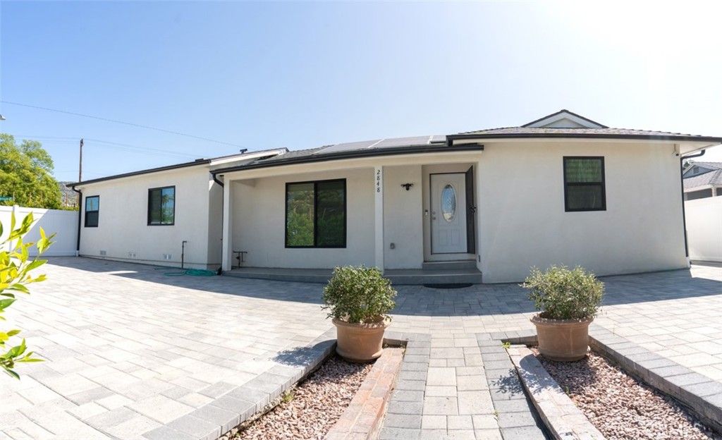 2848 N Frederic, Burbank, CA 91504