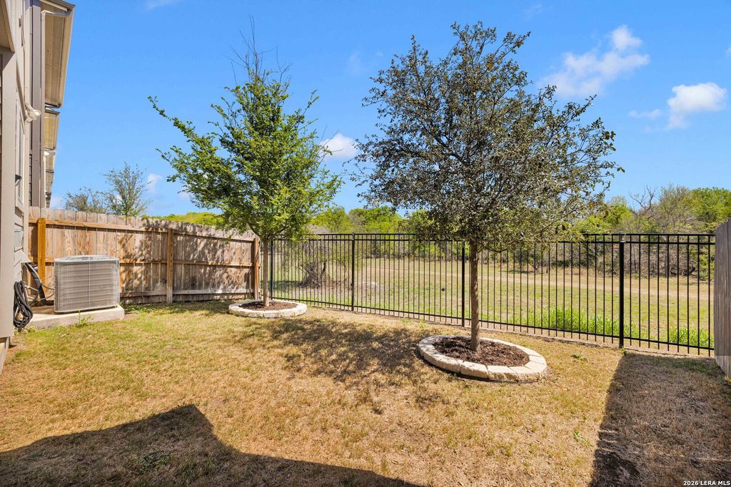 8851 Oakland Rd Unit 36, San Antonio, TX 78240
