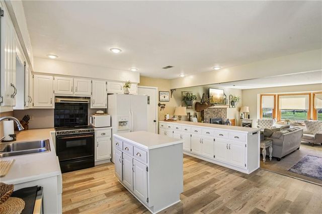 26112 S State Route D Highway, Cleveland, MO 64734