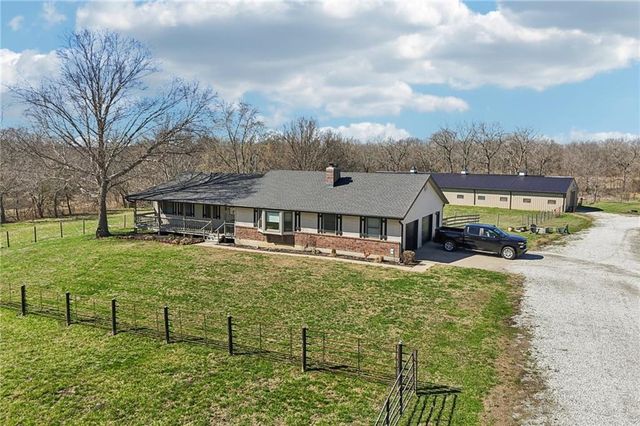 26112 S State Route D Highway, Cleveland, MO 64734