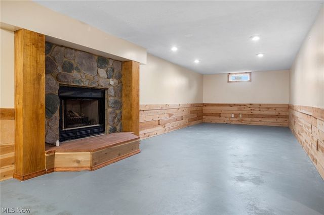 11725 Forty Corners Road NW, Massillon, OH 44646