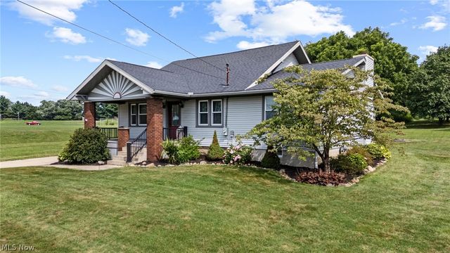 11725 Forty Corners Road NW, Massillon, OH 44646