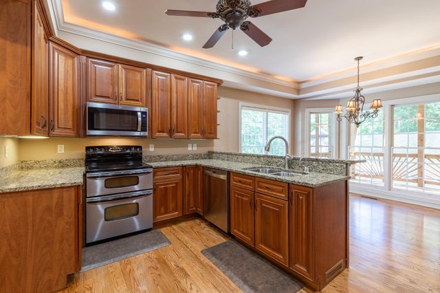 2011 Riverwood Drive, Hixson, TN 37343
