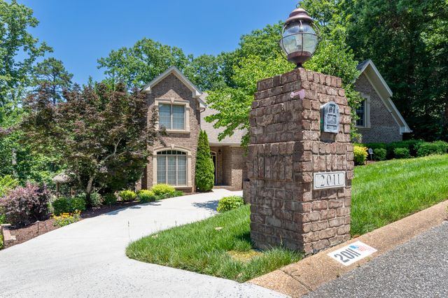 2011 Riverwood Drive, Hixson, TN 37343