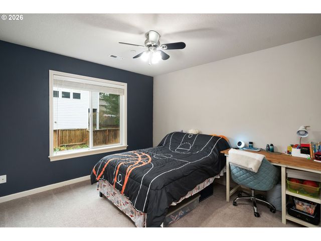 16110 TRAIL Dr, Oregon City, OR 97045