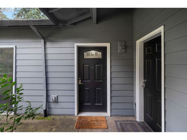 16110 TRAIL Dr, Oregon City, OR 97045