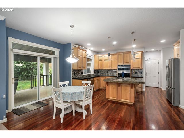 16110 TRAIL Dr, Oregon City, OR 97045