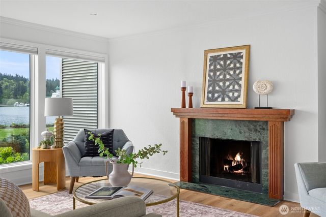 428 Harborview Drive SE, Bainbridge Island, WA 98110