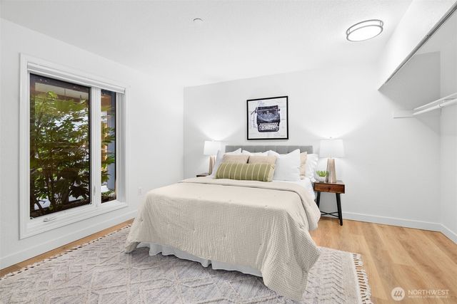 428 Harborview Drive SE, Bainbridge Island, WA 98110