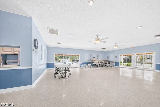 7400 College PKWY 61A, Fort Myers, FL 33907