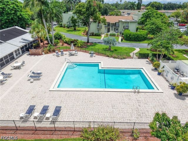7400 College PKWY 61A, Fort Myers, FL 33907