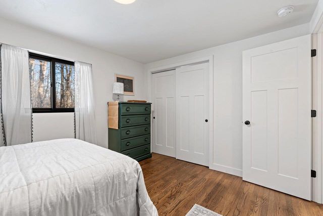 2144 E SHADY LANE, Neenah, WI 54956