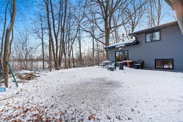 2144 E SHADY LANE, Neenah, WI 54956