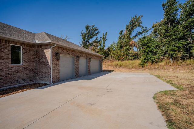 1907 Kalidy Drive, Choctaw, OK 73020