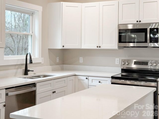 115 Northbend Drive, Asheville, NC 28804