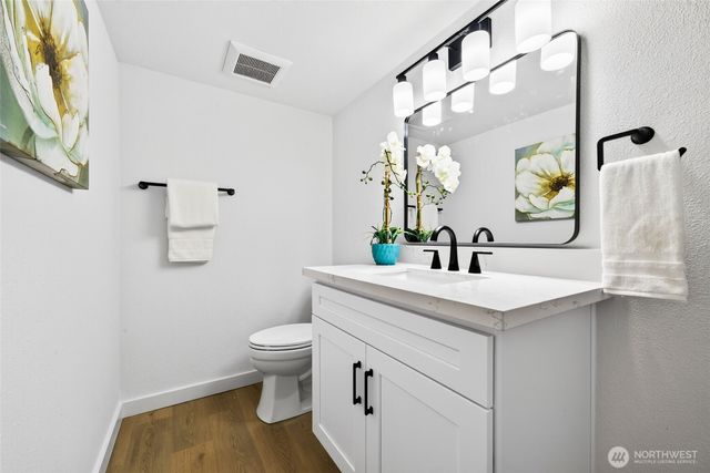 4846 S Kenny Street, Seattle, WA 98118