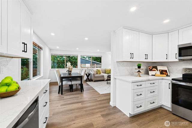 4846 S Kenny Street, Seattle, WA 98118