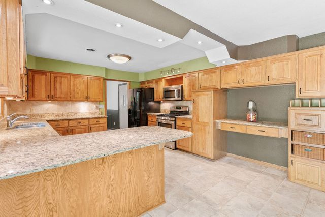 178 Garner Drive, Ozark, MO 65721