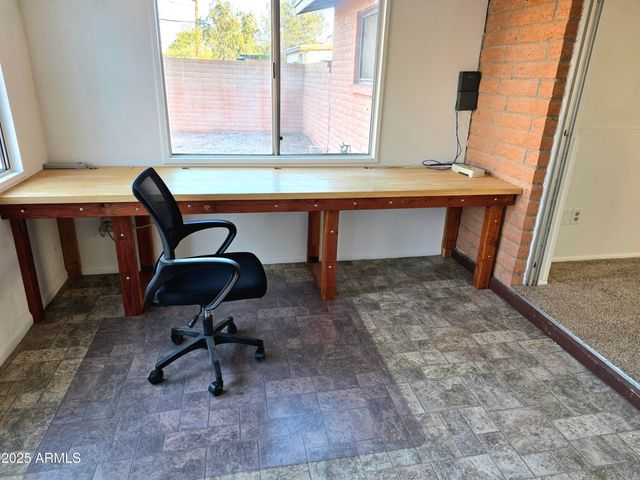 9346 W MADERO Drive, Arizona City, AZ 85123