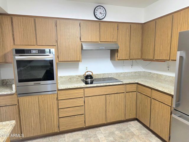 9346 W MADERO Drive, Arizona City, AZ 85123