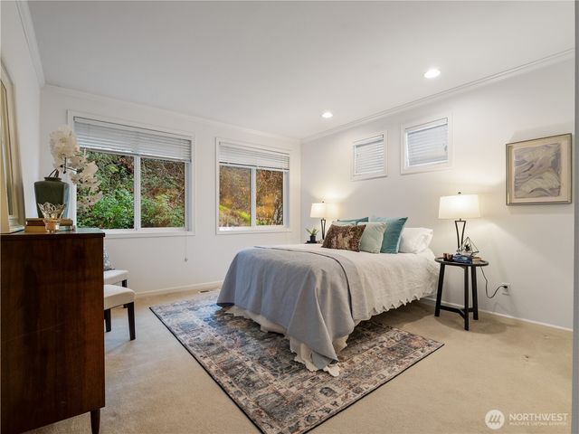 5710 61srt Avenue W, University Place, WA 98467