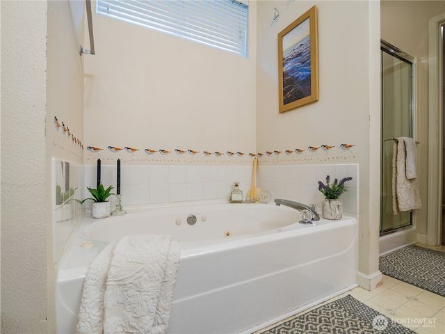 5710 61srt Avenue W, University Place, WA 98467