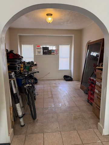 1306 S Santa Fe, Wichita, KS 67211