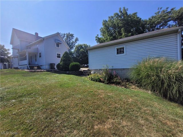 255 W River Road N, Elyria, OH 44035