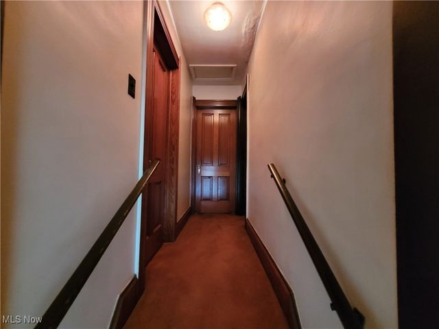 255 W River Road N, Elyria, OH 44035