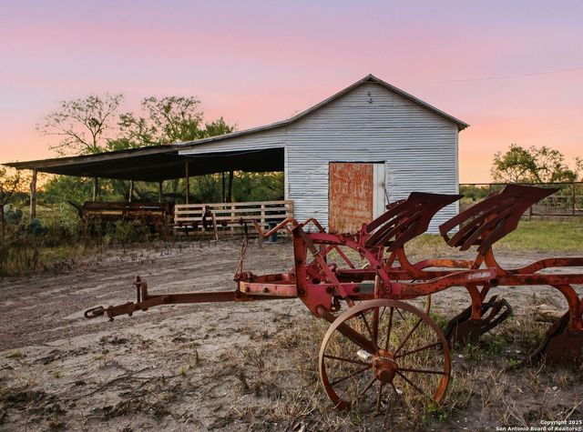 3311 Freudenburg, Converse, TX 78109