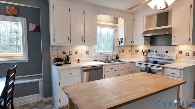 12605 Mill Lock Ter, Midlothian, VA 23113