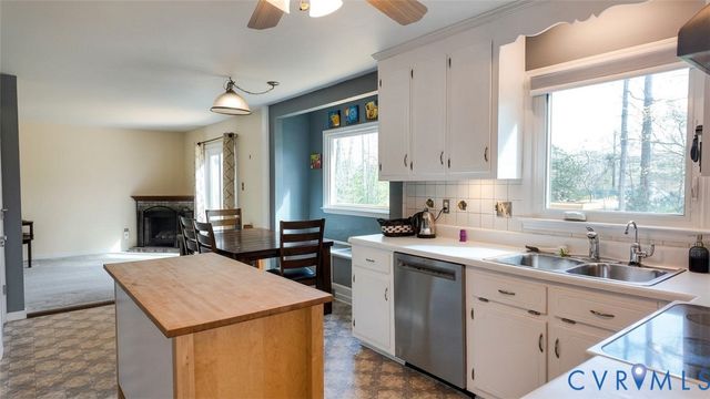 12605 Mill Lock Ter, Midlothian, VA 23113