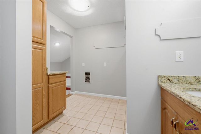 107 Waldorf Dr, Perry, GA 31069