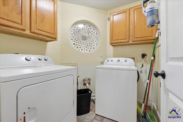 107 Waldorf Dr, Perry, GA 31069