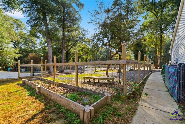 107 Waldorf Dr, Perry, GA 31069