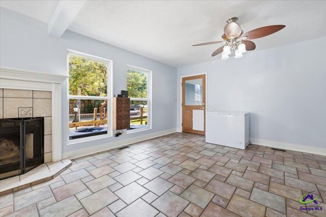 107 Waldorf Dr, Perry, GA 31069