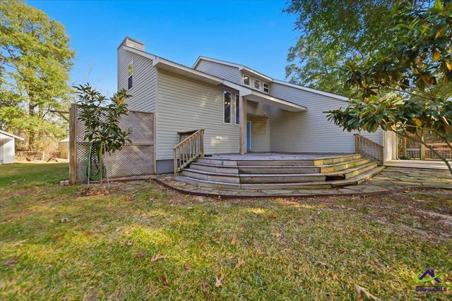 107 Waldorf Dr, Perry, GA 31069