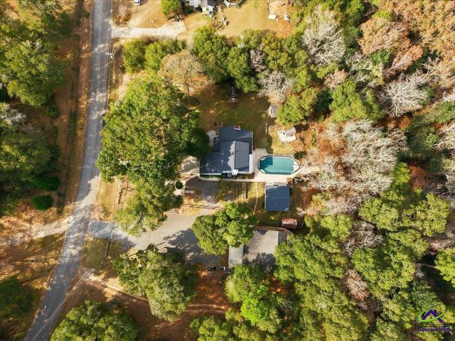 107 Waldorf Dr, Perry, GA 31069